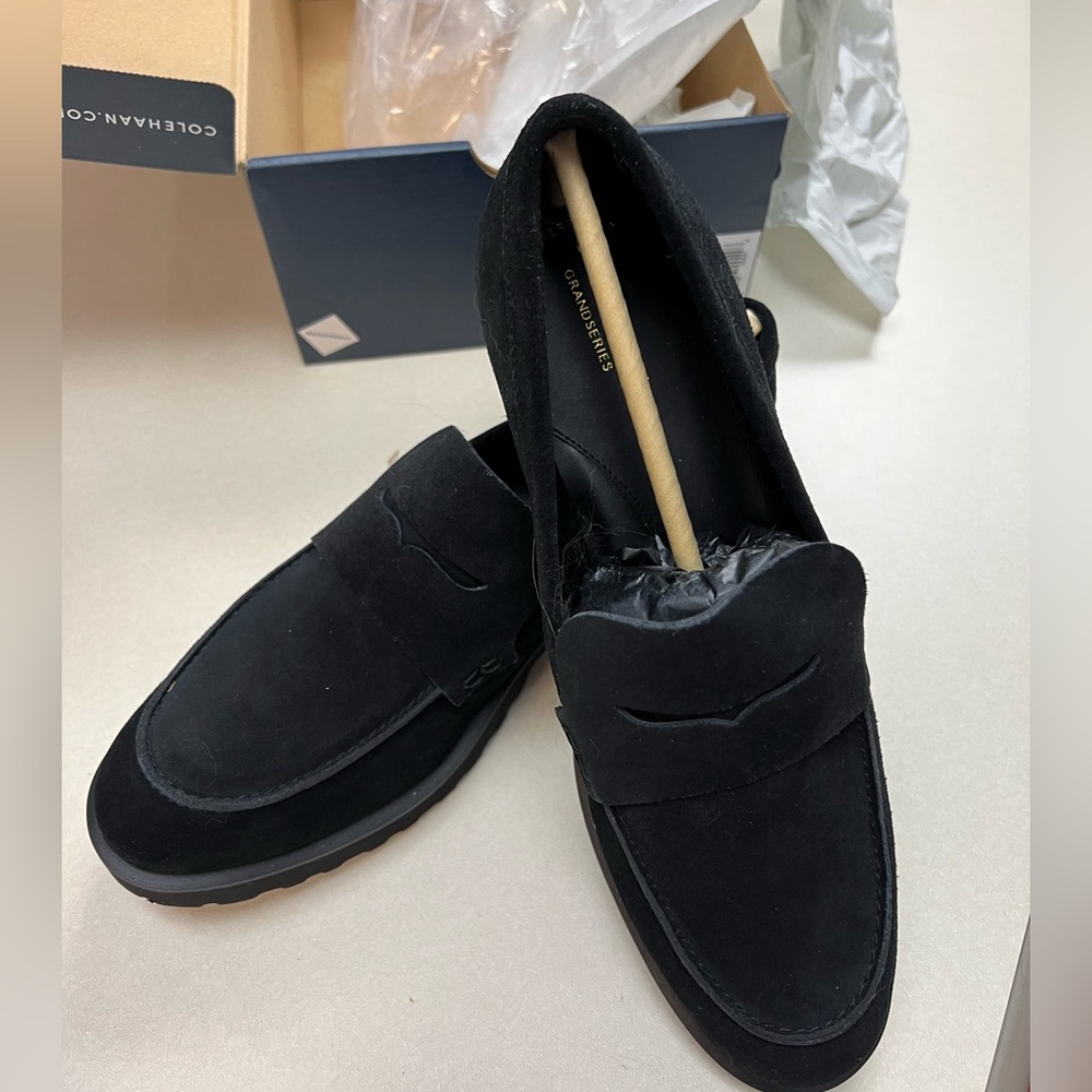 Cole Haan Womans Geneva Black Suede Waterproof Loafer Size 9.5 NWT in box!
